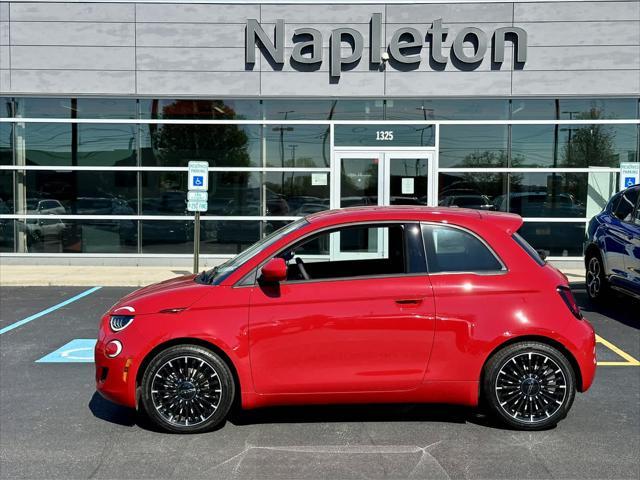 new 2024 FIAT 500e car, priced at $31,093