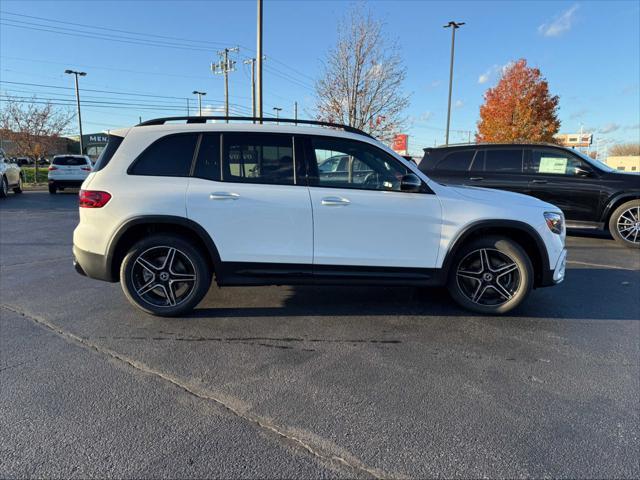 new 2025 Mercedes-Benz GLB 250 car, priced at $55,370