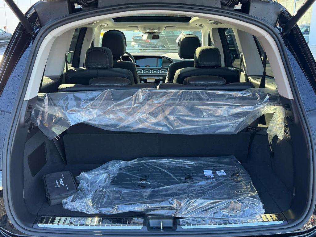 new 2026 Mercedes-Benz GLS 450 car, priced at $101,820