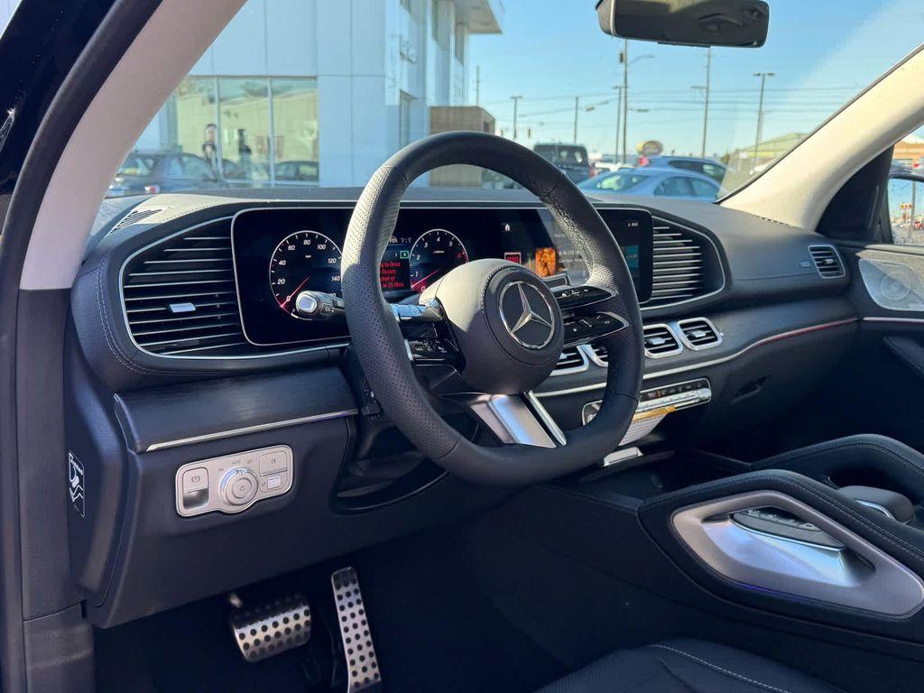new 2026 Mercedes-Benz GLS 450 car, priced at $101,820