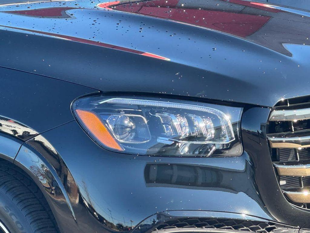 new 2026 Mercedes-Benz GLS 450 car, priced at $101,820