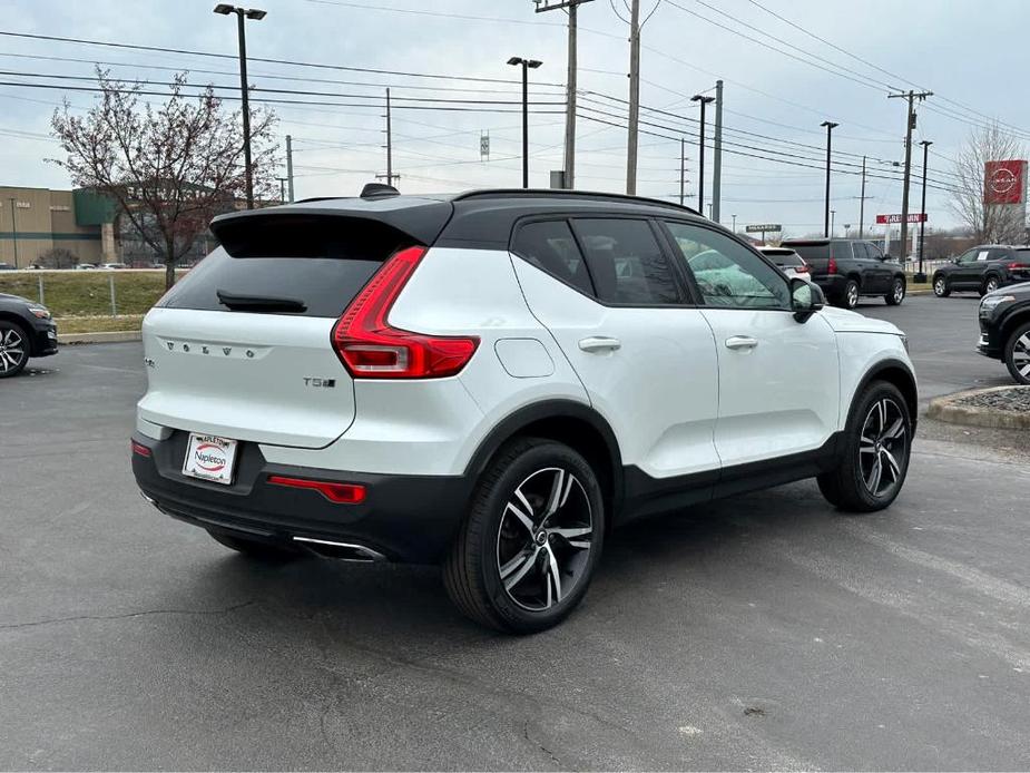 used 2020 Volvo XC40 car, priced at $28,213