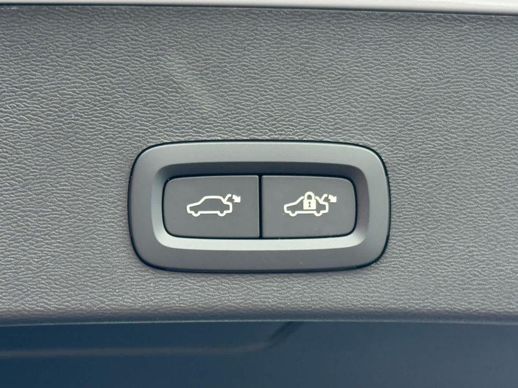 new 2026 Volvo XC40 car, priced at $50,150