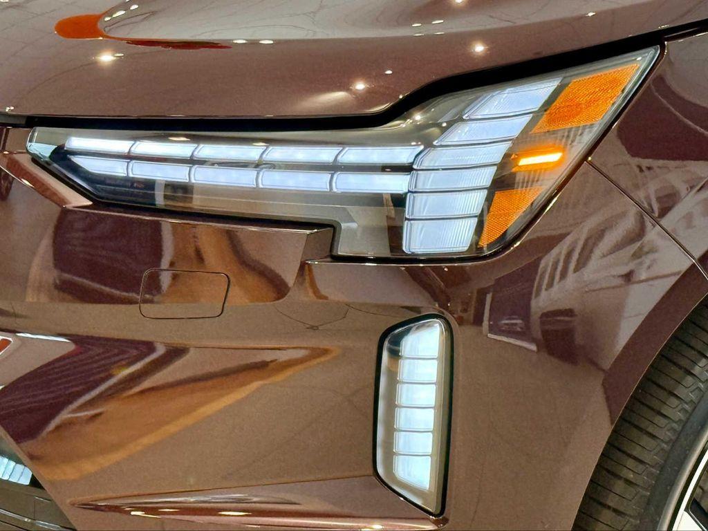 new 2025 Volvo EX90 car, priced at $88,375