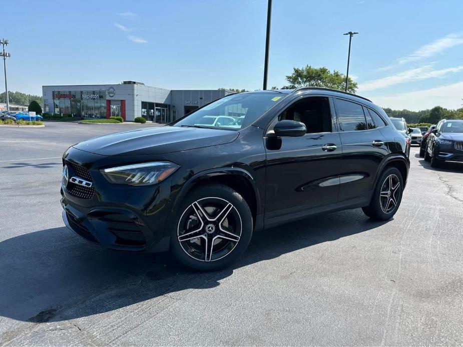 new 2025 Mercedes-Benz GLA 250 car, priced at $52,810