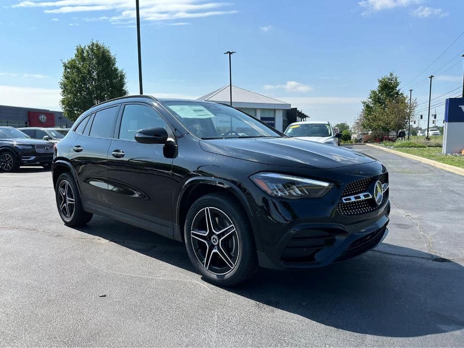 new 2025 Mercedes-Benz GLA 250 car, priced at $52,810