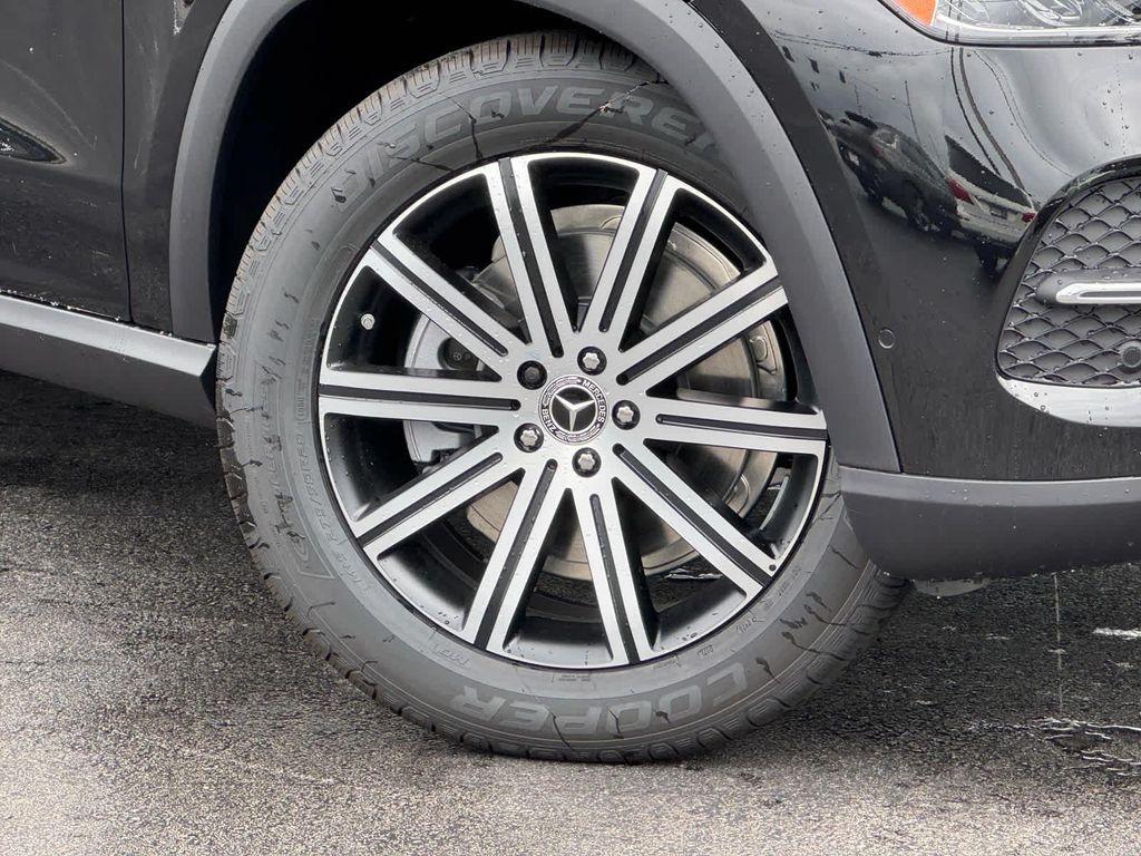 new 2026 Mercedes-Benz GLE 350 car, priced at $69,965