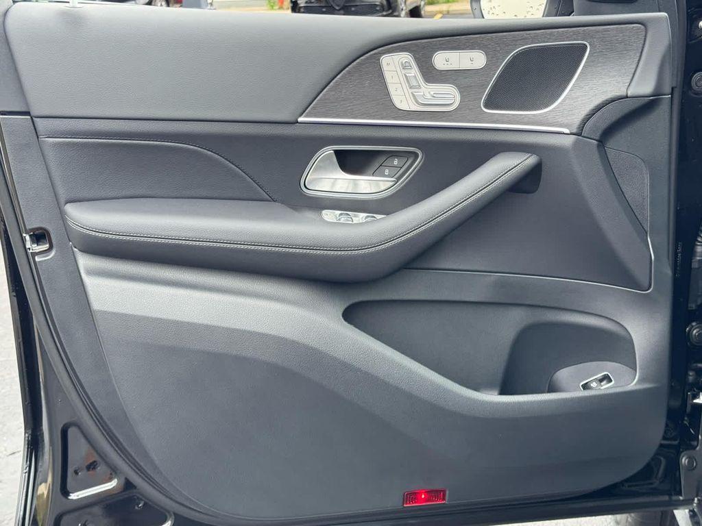 new 2026 Mercedes-Benz GLE 350 car, priced at $69,965