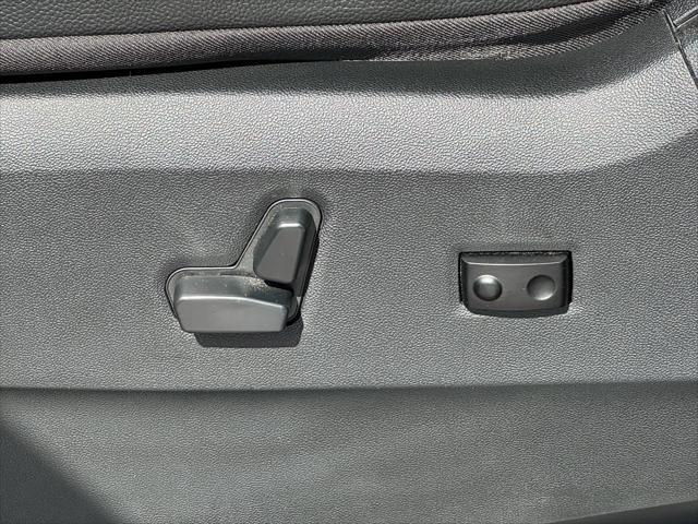 used 2015 Chrysler Town & Country car, priced at $9,929