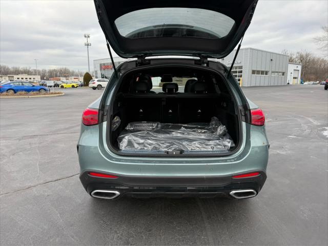 new 2025 Mercedes-Benz GLC 350e car, priced at $67,650