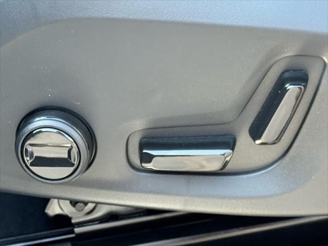 new 2026 Volvo XC90 Plug-In Hybrid car, priced at $80,875