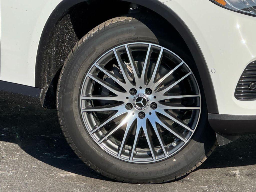 new 2026 Mercedes-Benz GLC 300 car, priced at $54,335