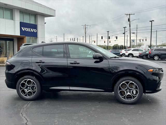 new 2025 Alfa Romeo Tonale car, priced at $45,662