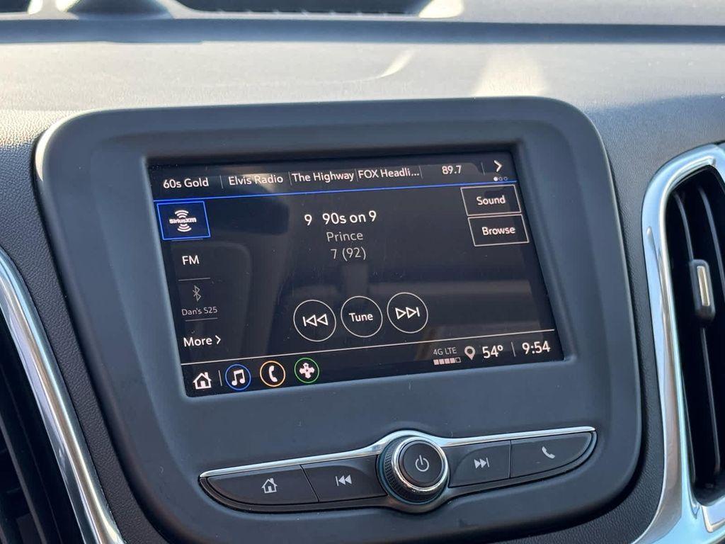 used 2022 Chevrolet Equinox car, priced at $22,642