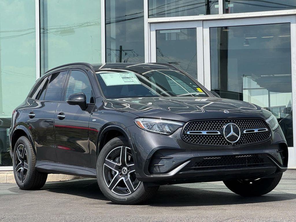 new 2025 Mercedes-Benz GLC 350e car, priced at $69,350