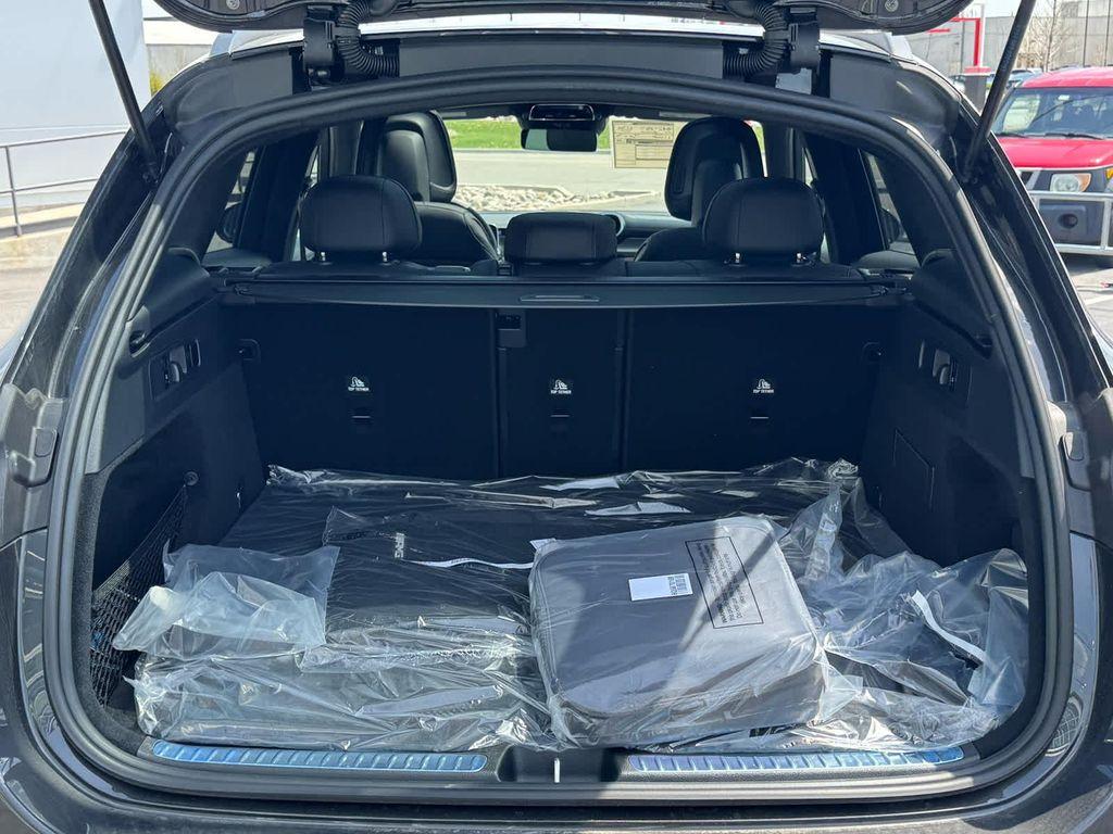 new 2025 Mercedes-Benz GLC 350e car, priced at $69,350