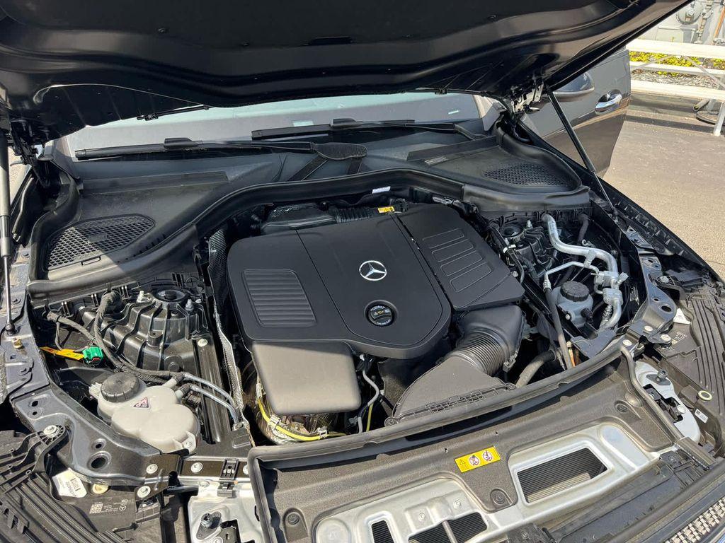 new 2025 Mercedes-Benz GLC 350e car, priced at $69,350