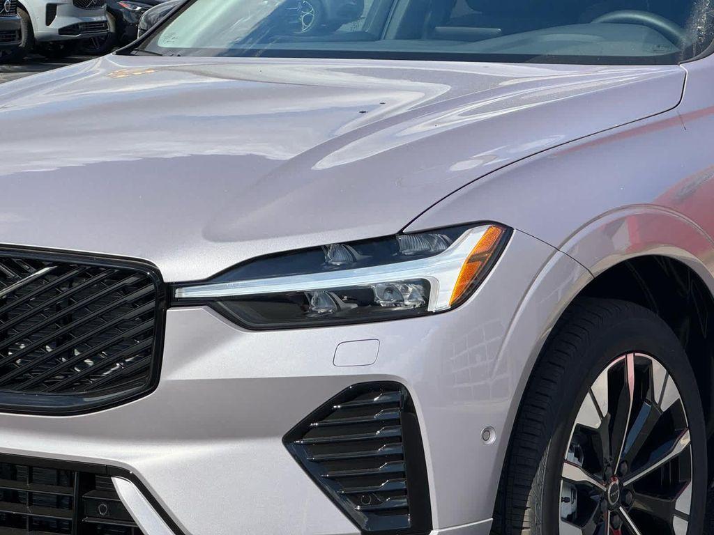 new 2026 Volvo XC60 car, priced at $57,985