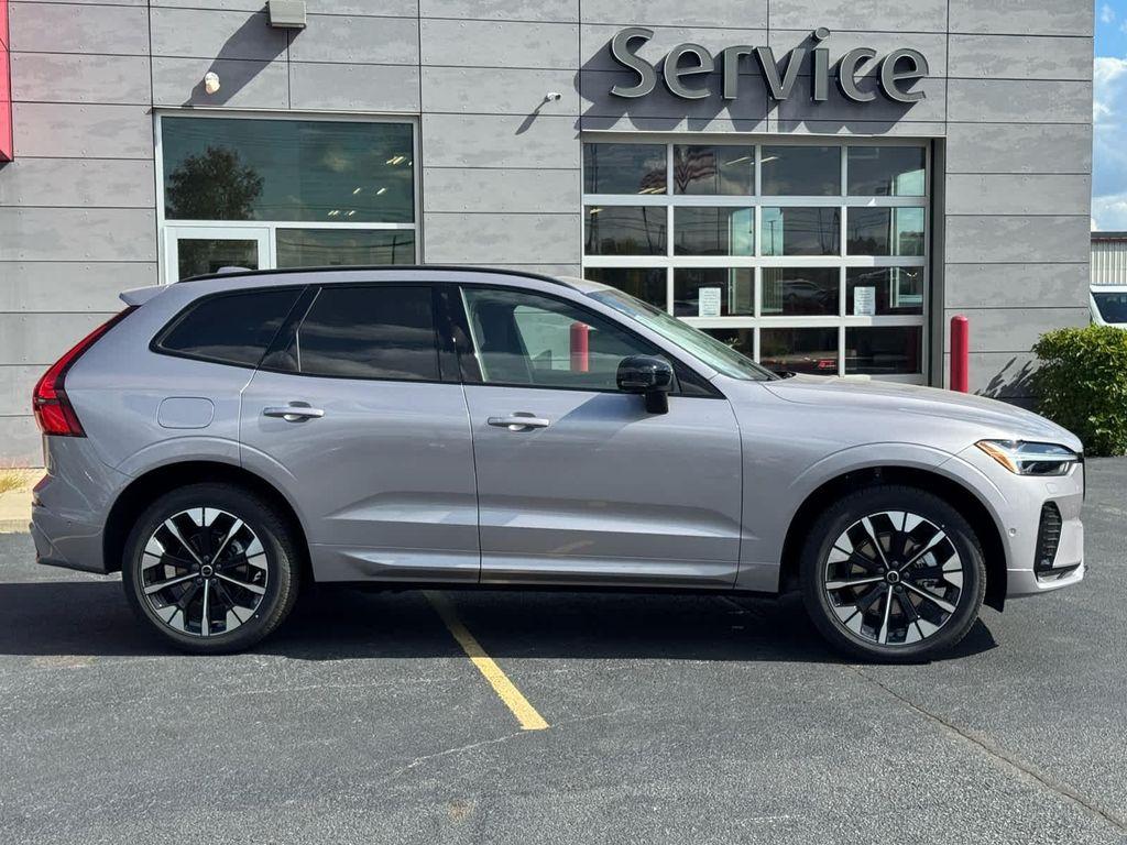 new 2026 Volvo XC60 car, priced at $57,985