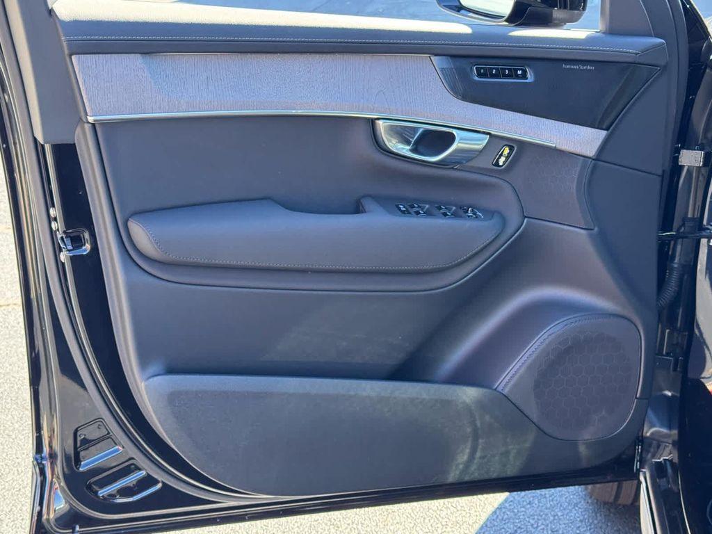 new 2026 Volvo XC90 car, priced at $76,410