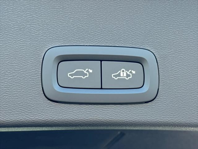 new 2026 Volvo XC40 car, priced at $49,150