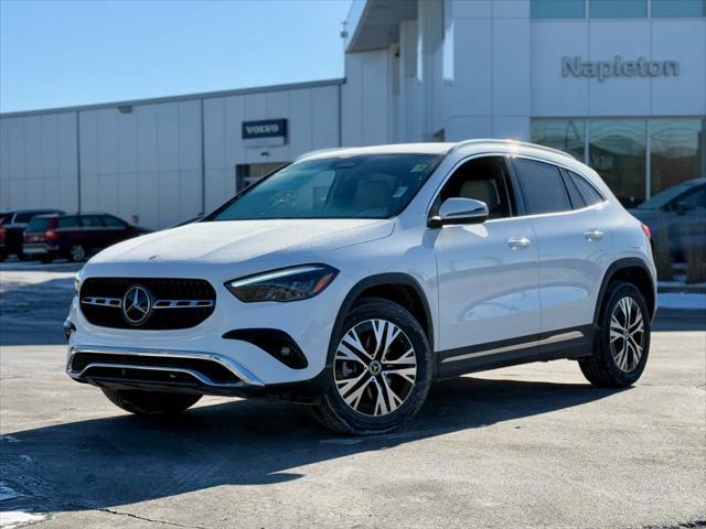 new 2025 Mercedes-Benz GLA 250 car, priced at $44,250