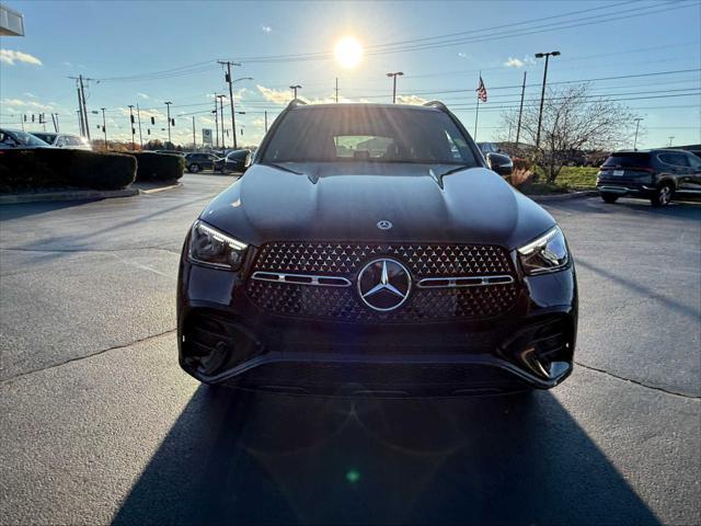 new 2025 Mercedes-Benz GLE 450 car, priced at $78,600