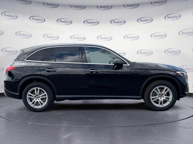 new 2025 Mercedes-Benz GLC 300 car, priced at $56,585