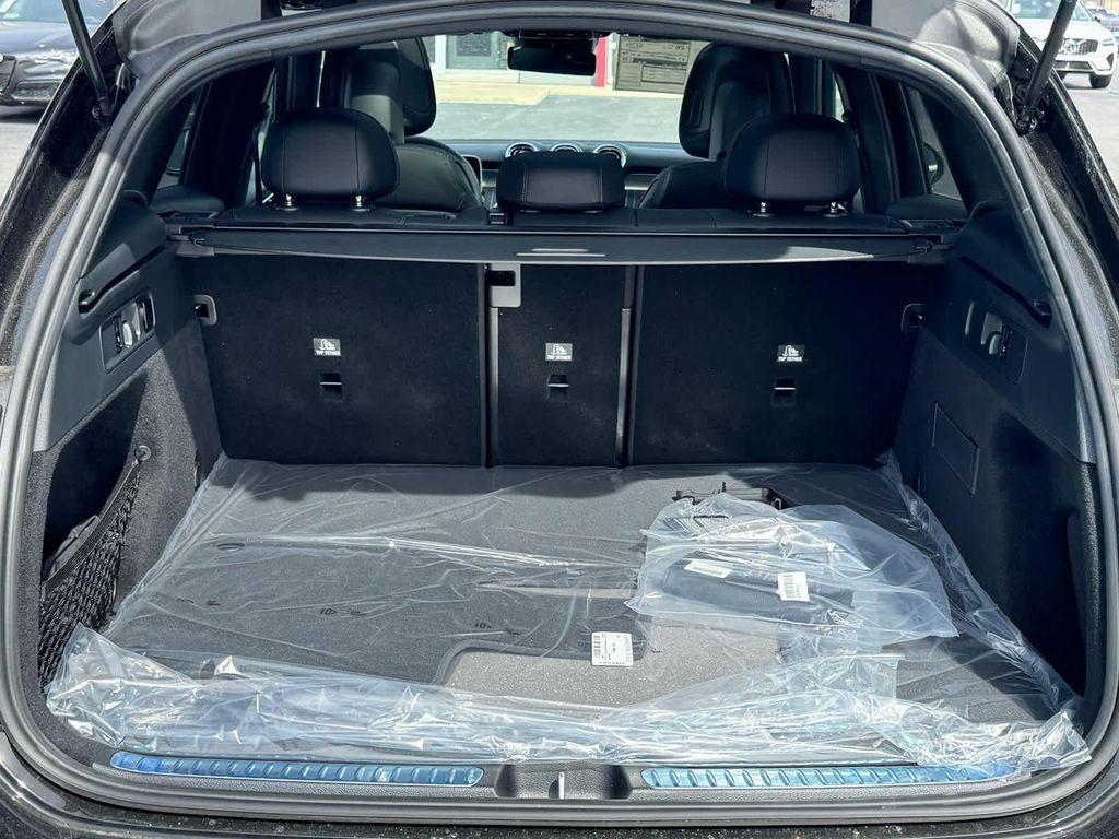 new 2025 Mercedes-Benz GLC 300 car, priced at $54,585