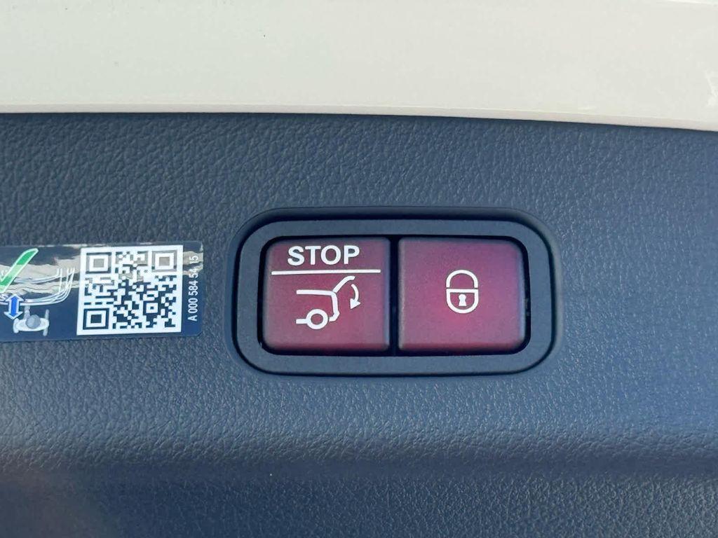 new 2026 Mercedes-Benz GLC 300 car, priced at $55,835