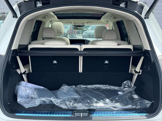 new 2025 Mercedes-Benz GLS 450 car, priced at $90,980