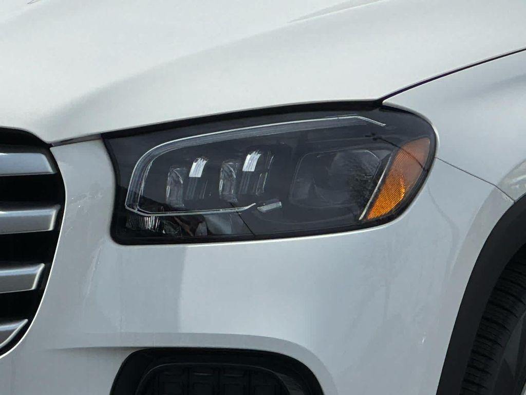 new 2025 Mercedes-Benz GLS 450 car, priced at $83,980
