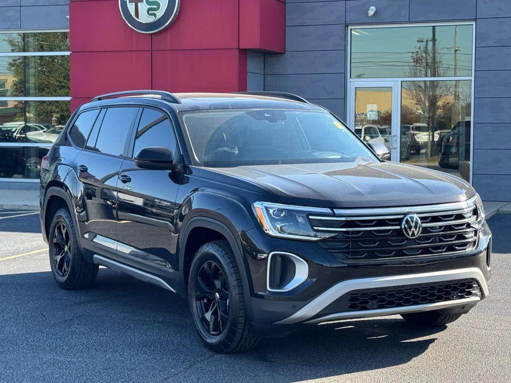 used 2024 Volkswagen Atlas car, priced at $36,998