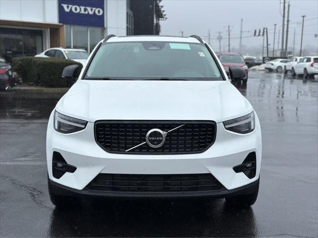 new 2024 Volvo XC40 car, priced at $46,733