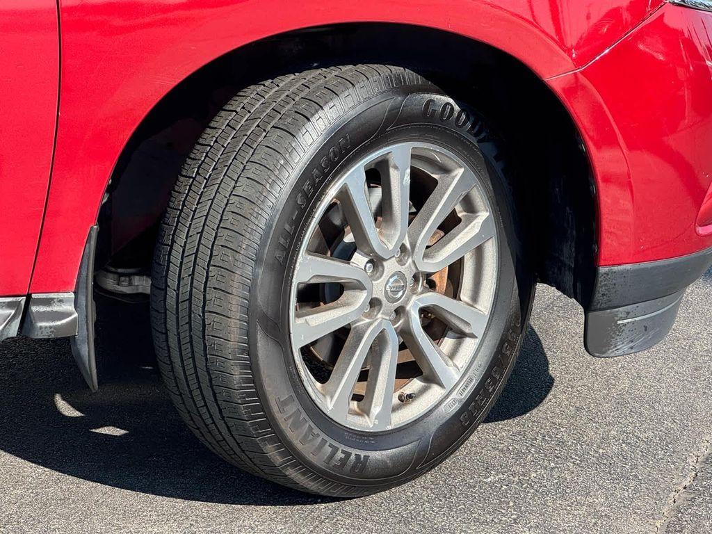 used 2014 Nissan Pathfinder car, priced at $7,576