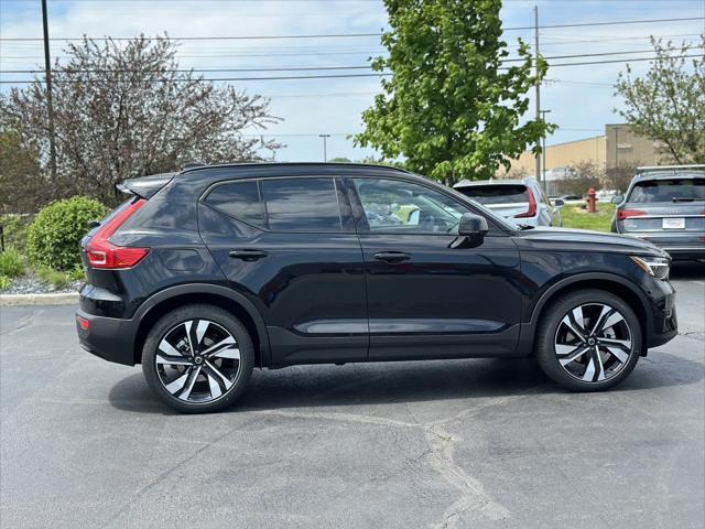 new 2024 Volvo XC40 car, priced at $47,104