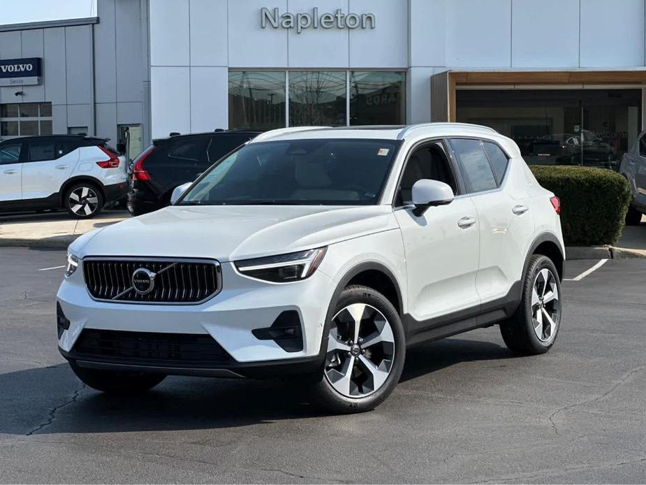 new 2024 Volvo XC40 car, priced at $48,730