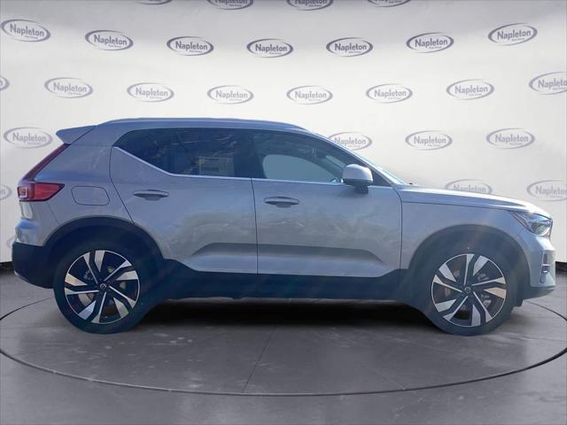 new 2025 Volvo XC40 car, priced at $51,565