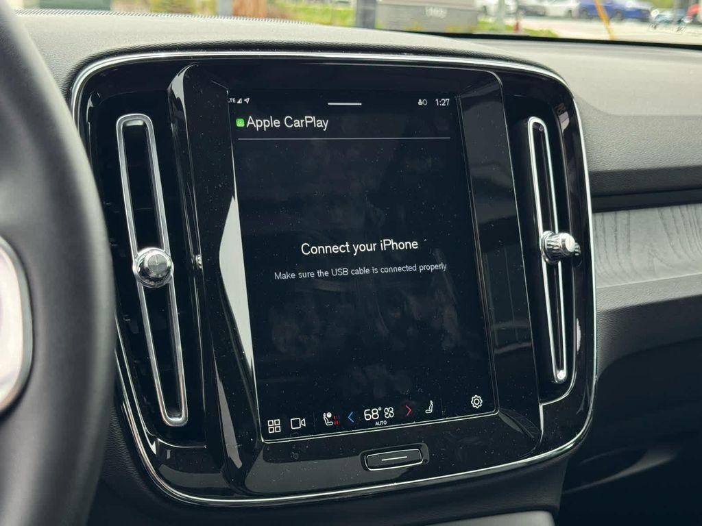 new 2025 Volvo XC40 car, priced at $47,992