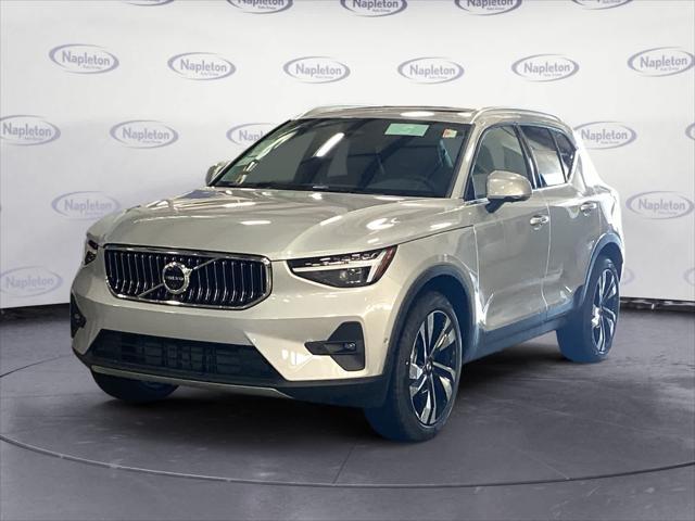 new 2025 Volvo XC40 car, priced at $51,565