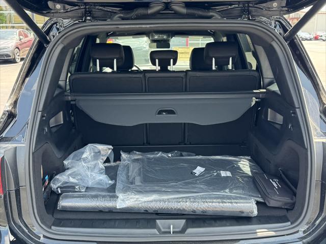 new 2025 Mercedes-Benz GLB 250 car, priced at $43,595