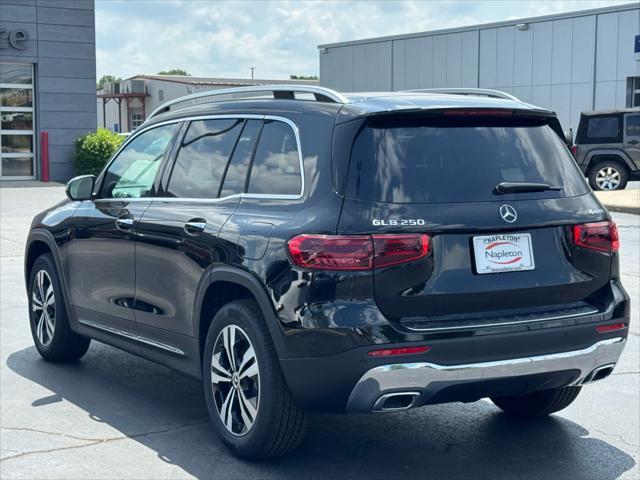 new 2025 Mercedes-Benz GLB 250 car, priced at $43,595