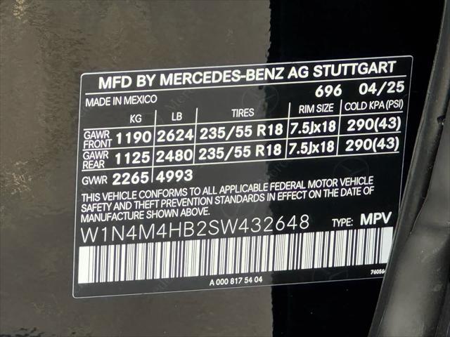 new 2025 Mercedes-Benz GLB 250 car, priced at $43,595