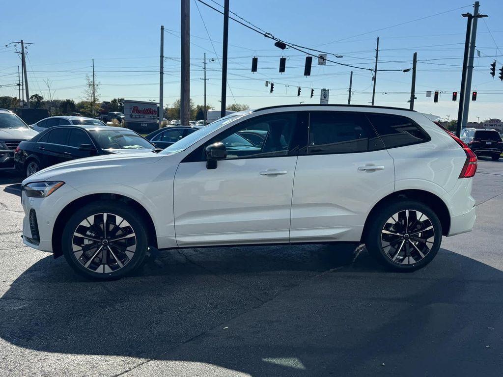 new 2026 Volvo XC60 car, priced at $58,015