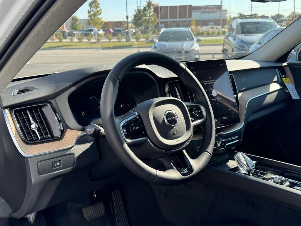 new 2026 Volvo XC60 car, priced at $58,015