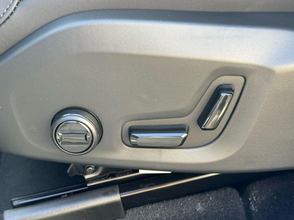 new 2026 Volvo XC60 car, priced at $58,015