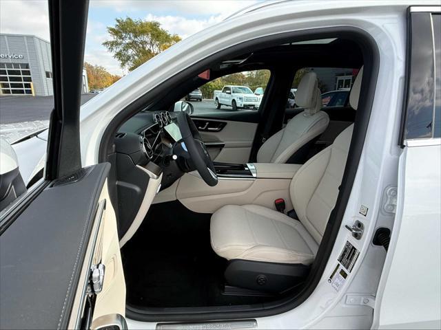 new 2025 Mercedes-Benz GLC 300 car, priced at $57,805