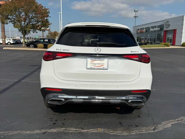 new 2025 Mercedes-Benz GLC 300 car, priced at $57,805