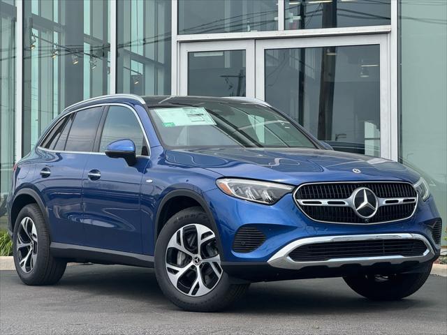new 2025 Mercedes-Benz GLC 350e car, priced at $66,310