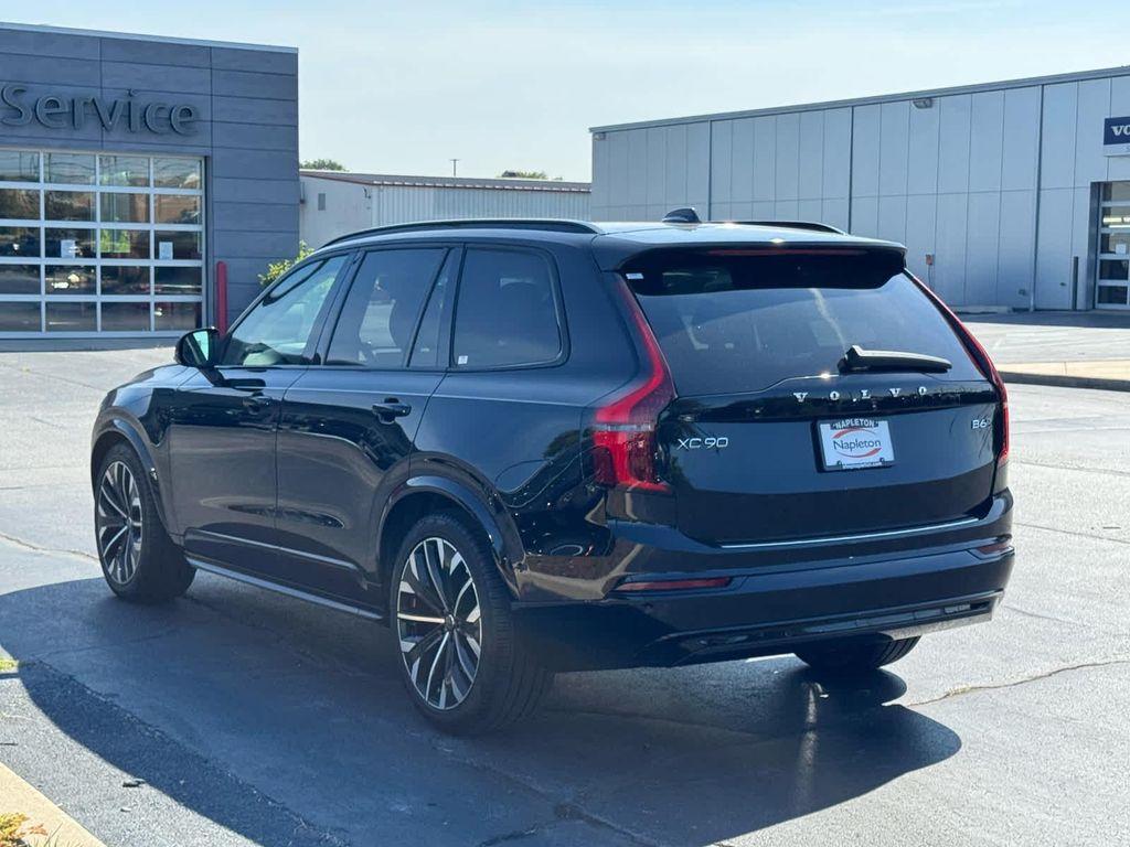 new 2026 Volvo XC90 car, priced at $84,145